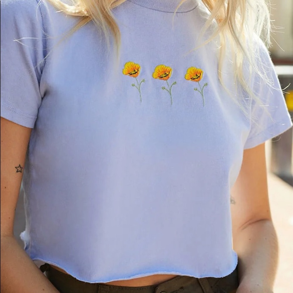 Brandy Melville flower shirt